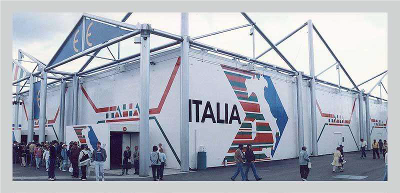 طراحی سالن و غرفه نمایشگاهی - استفاده از سازه سبک در ساخت سالن ایتالیا در اکسپو 1986 ونکور کانادا